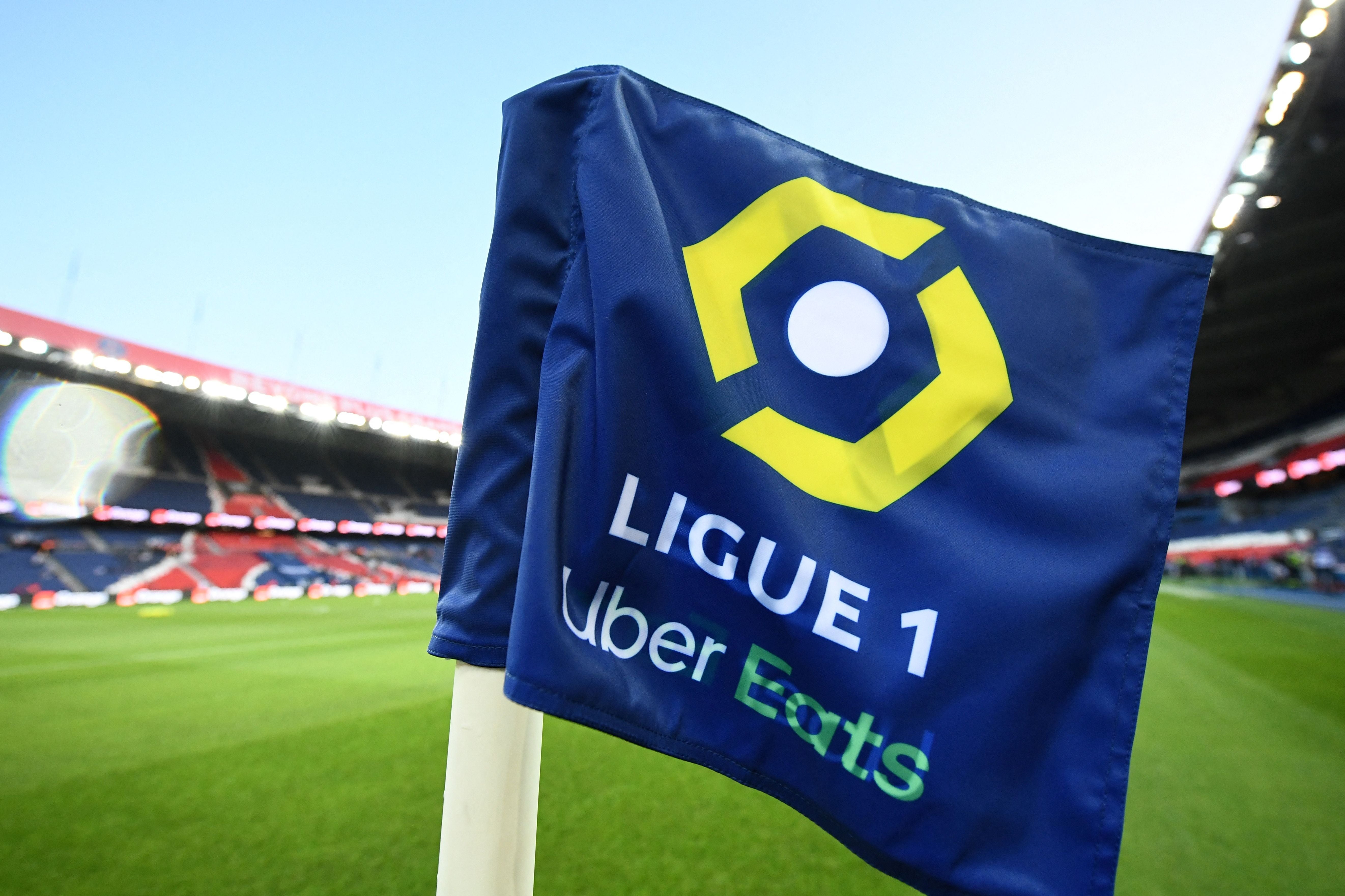 Новости лига 1. Лига 1 Франция. Чемпионат Франции лига 1. Футбол Франция лига 1. Французская футбольная лига.
